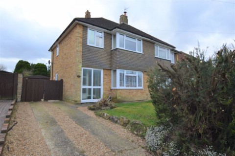 Three Bedroom Semi-Detached House with Driveway Parking, Garage and Garden, Greggs Wood Road, Tunbridge Wells