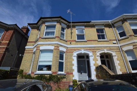 One Bedroom Flat with Parking, Woodbury Park Road, Tunbridge Wells