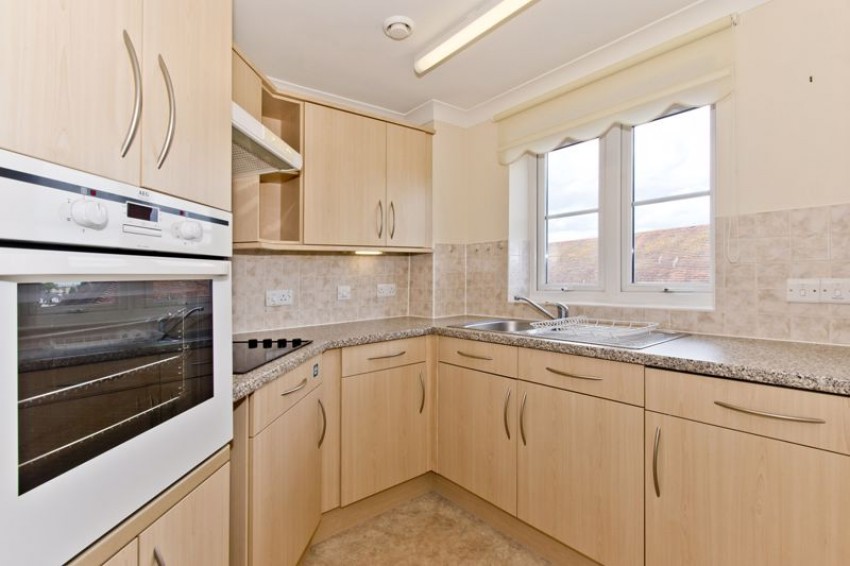 Images for 1 Bedroom Top Floor Retirement Flat, Medway Wharf Road, Tonbridge