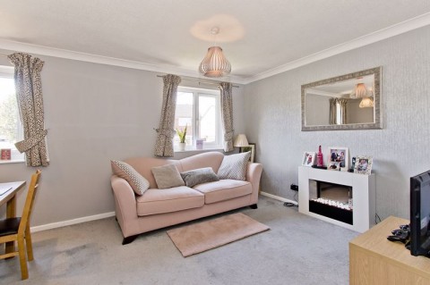 First Floor One Bedroom Flat with Parking, Oakwood Rise, Tunbridge Wells