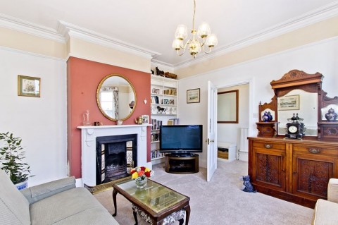 4 Bedroom Semi-Detached House with Enclosed Garden & Garage, Mereworth Road, Tunbridge Wells