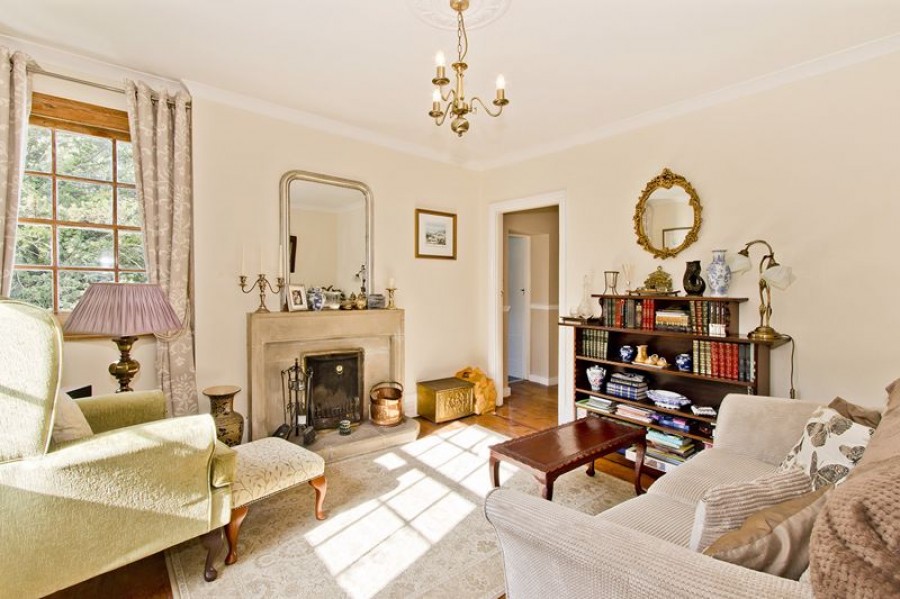 Images for 2 Bedroom First Floor Flat with Parking & Communal Garden, St Martin, Tunbridge Wells