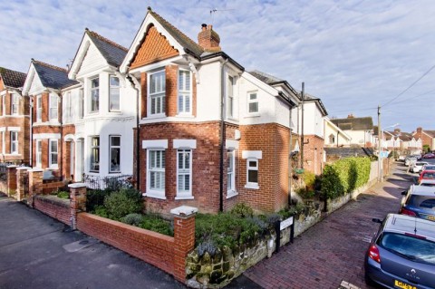 Three Bedroom Semi-Detached House with Garage and Garden, Somerset Road, Tunbridge Wells