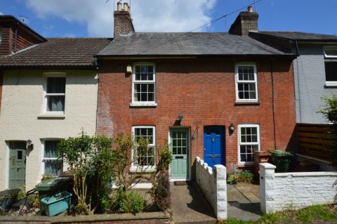 2 Bedroom Terraced House with Courtyard Garden, Apsley Street, Tunbridge Wells
