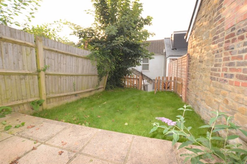 Images for 2 Bedroom Terraced House with Gardem, Quarry Road, Tunbridge Wells