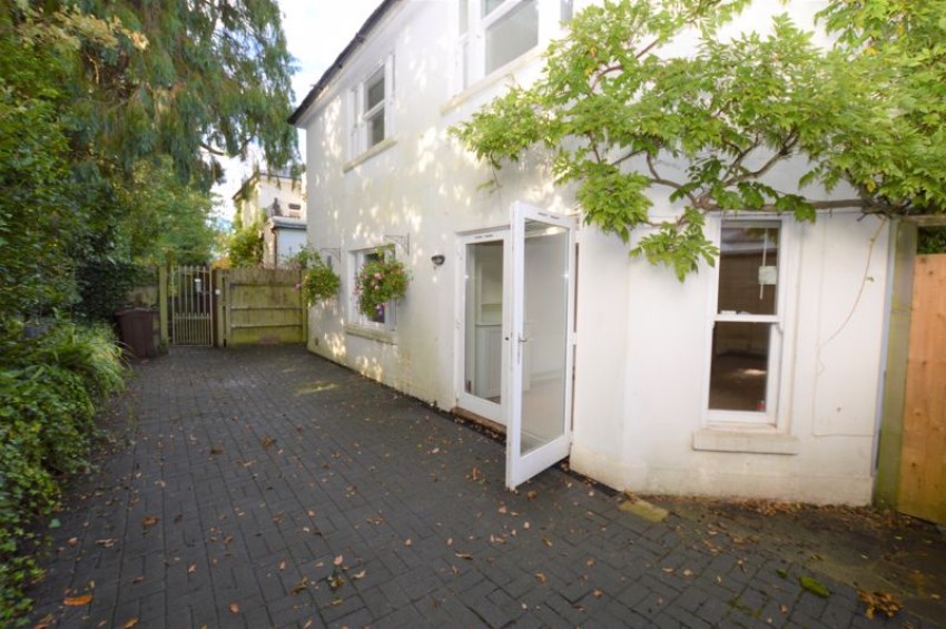 Images for 1 Bedroom Ground Floor Apartment with Courtyard Garden & Parking, Broadwater Down, Tunbridge Wells