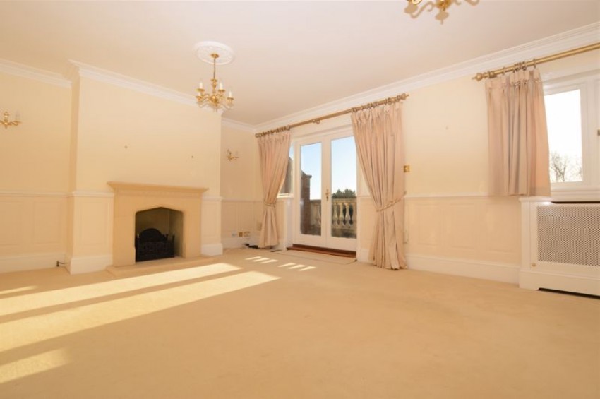 Images for 4 Bedroom 3 Bathroom Property with Double Garage, Springwood Park, Tonbridge