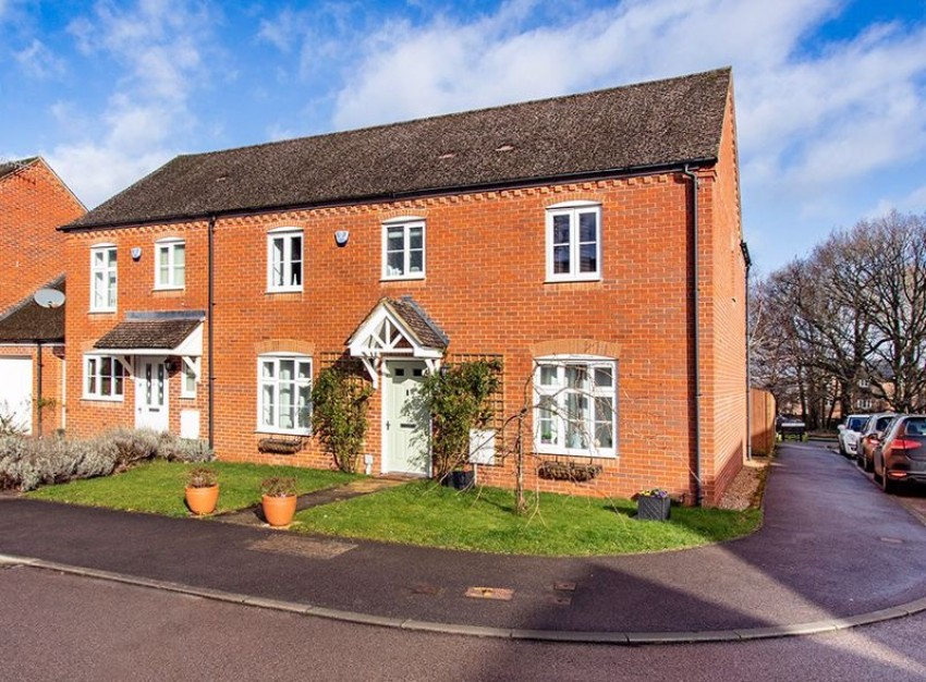 Images for 4 Bedroom 2 Bathroom Semi-Detached House, Colbran Way, Tunbridge Wells