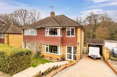 3 Bedroom Semi-Detached House with Garage & Garden, Green Way, Tunbridge Wells