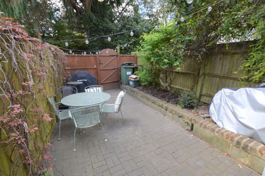 Images for 1 Bedroom First Floor Apartment with Study, Courtyard Garden & Parking, Broadwater Down, Tunbridge Wells