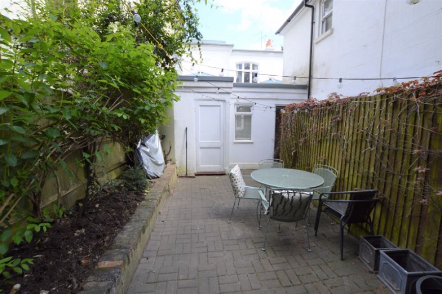 Images for 1 Bedroom First Floor Apartment with Study, Courtyard Garden & Parking, Broadwater Down, Tunbridge Wells