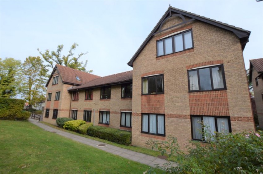 Images for One Bedroom Ground Floor Flat with Allocated Parking, Durham Avenue, Bromley BR2
