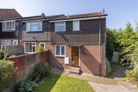 1 Bedroom End of Terrace House, Powdermill Close, Tunbridge Wells