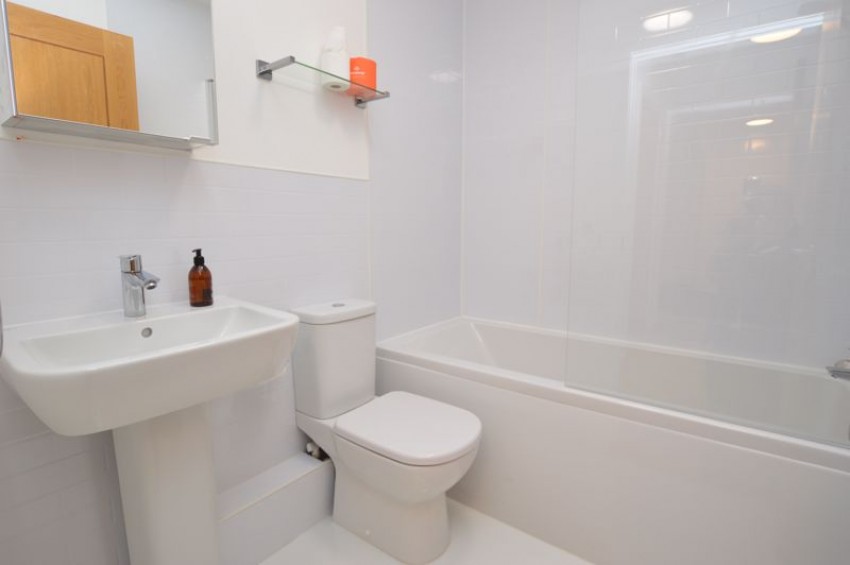 Images for 2 Bedroom Ground Floor Apartment, Lyons Crescent, Tonbridge