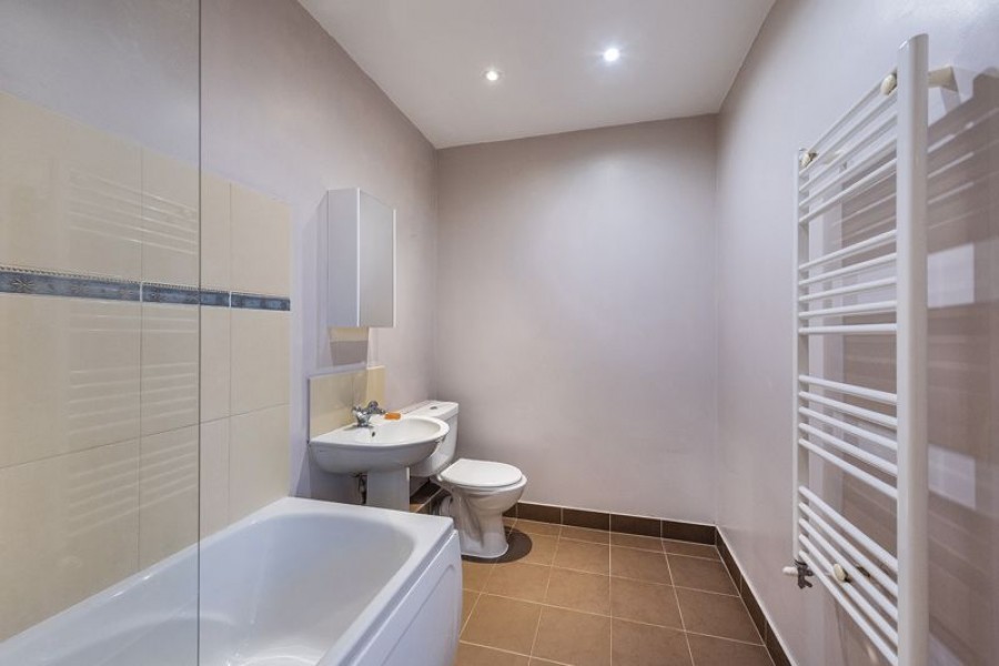 Images for 2 Bedroom 2 Bathroom Flat, Nevill Street, Tunbridge Wells