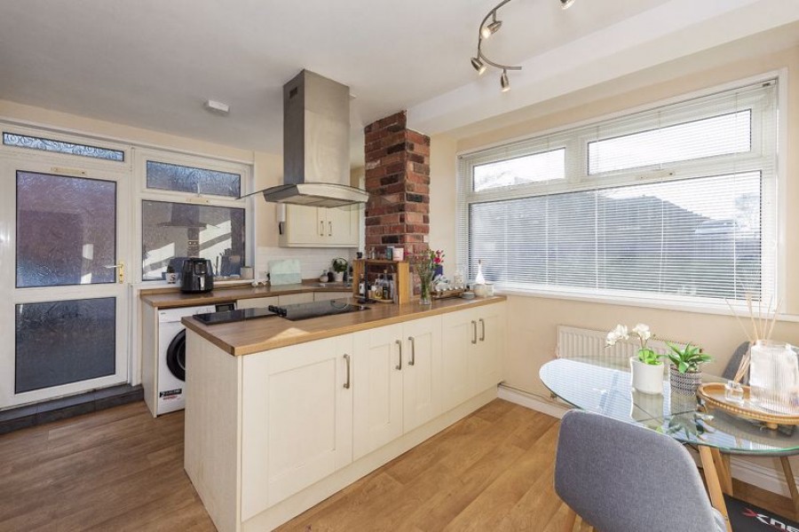 Images for 3 Bedroom Semi-Detached Bungalow, North View Road, Sevenoaks
