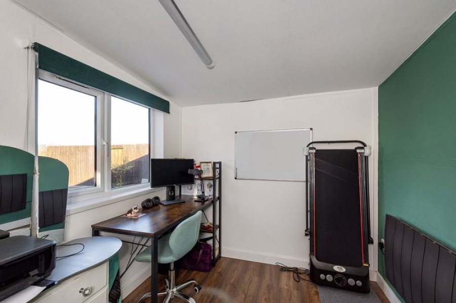 Images for 3 Bedroom Semi-Detached Bungalow, North View Road, Sevenoaks