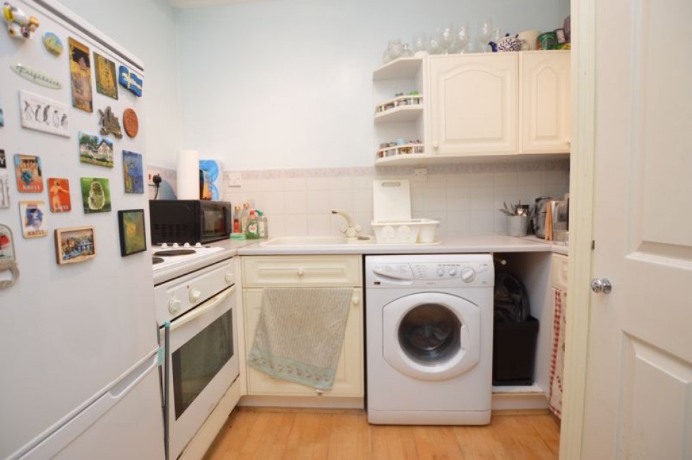 Floorplan for One Bedroom First Floor Flat with Allocated Parking, Durham Avenue, Bromley
