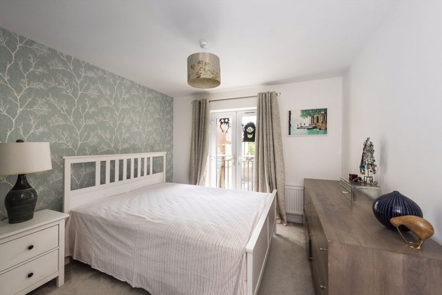Images for 4 Bedroom 3 Bathroom Townhouse, Yew Tree Road, Sevenoaks
