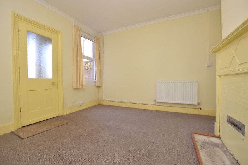 Images for 3 Bedroom Semi-Detached House, Meadow Road, Tunbridge Wells
