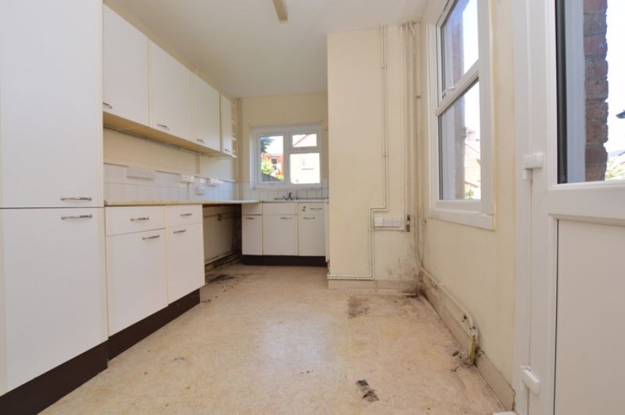 Images for 3 Bedroom Semi-Detached House, Meadow Road, Tunbridge Wells
