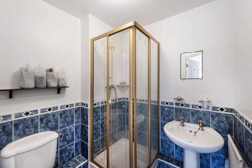 Images for 2 Bed 2 Bath Apartment, Bayhall Road, Tunbridge Wells