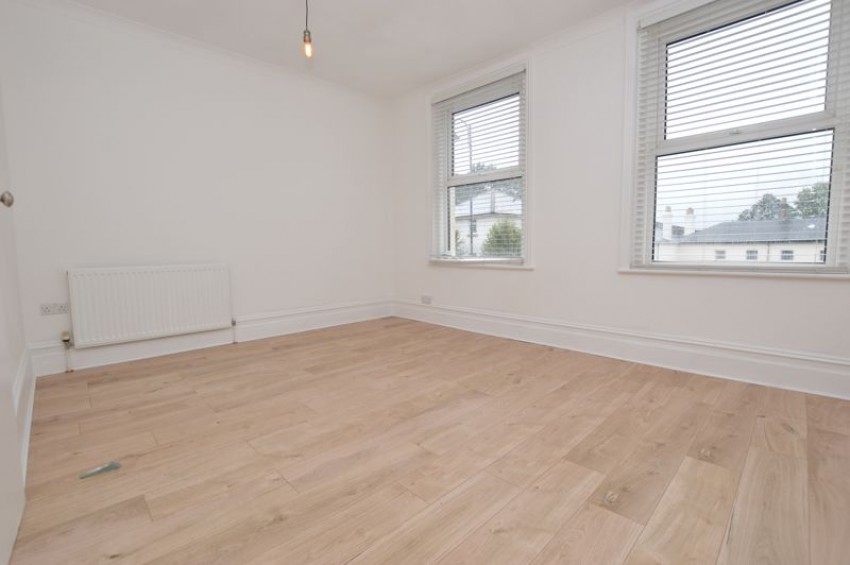 Images for 1 Bedroom First Floor Flat, Crescent Road, Tunbridge Wells