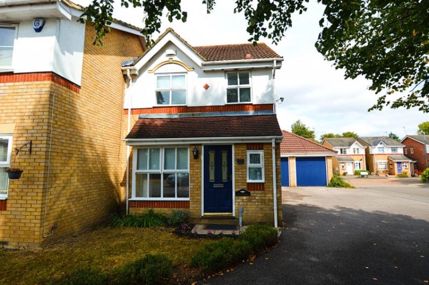 Images for 3 Bed Semi-Detached House, Blackmead, Sevenoaks