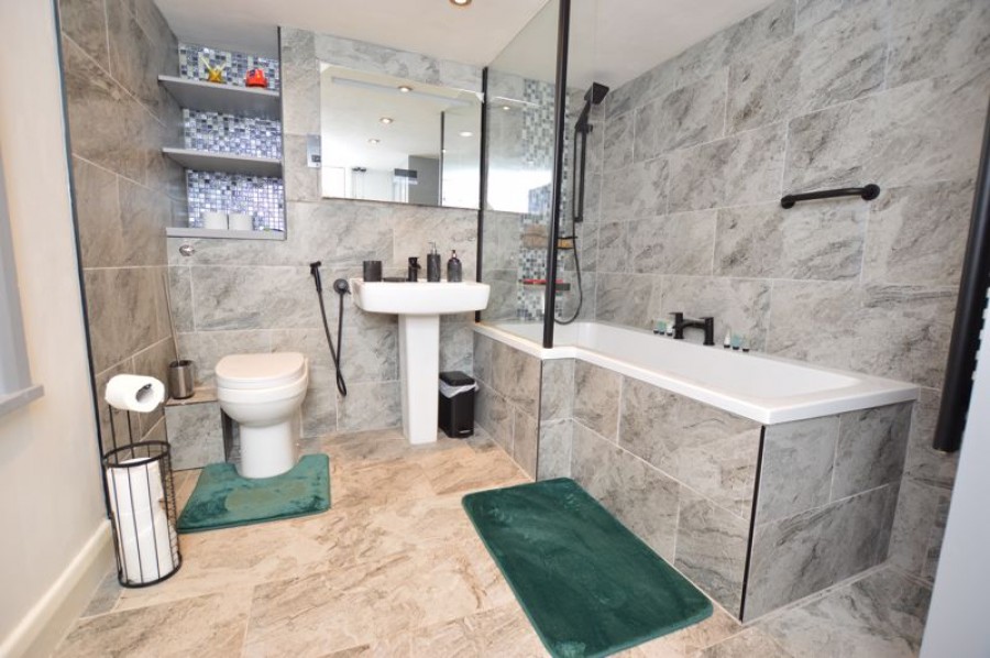 Images for 2 Bedroom Ground Floor Apartment, The Pantiles, Tunbridge Wells