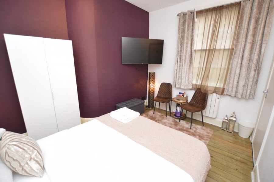 Images for 2 Bedroom Ground Floor Apartment, The Pantiles, Tunbridge Wells