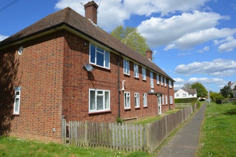 2 Bedroom Flat, Milton Gardens, Tonbridge