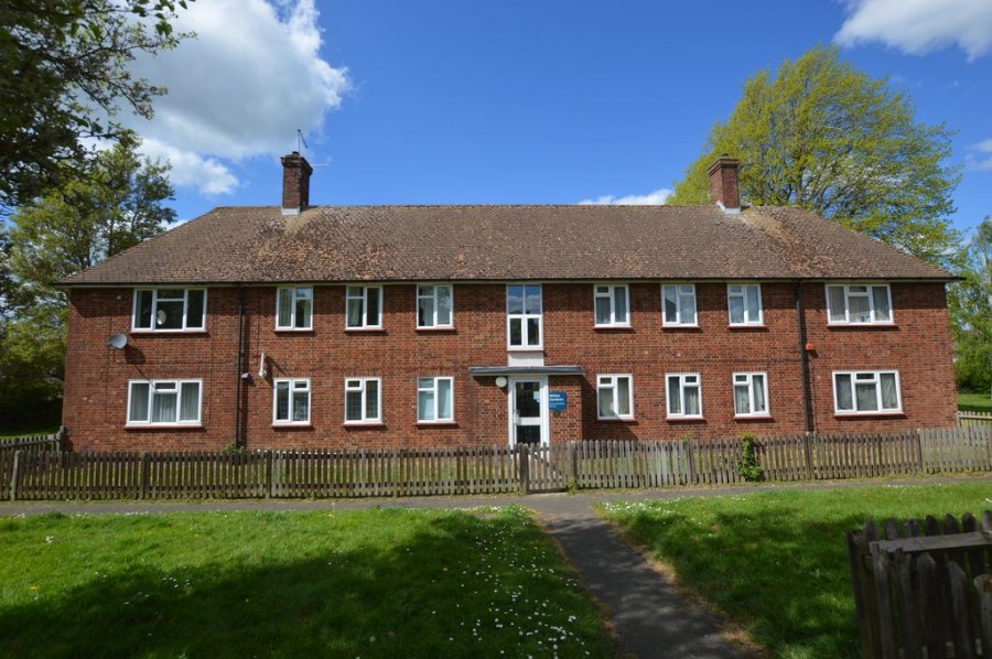 Images for 2 Bedroom Flat, Milton Gardens, Tonbridge