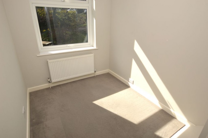 Images for 3 Bedroom Detached House with Garage, Cleveland, Tunbridge Wells