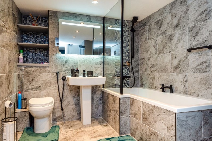 Images for 2 Bedroom Ground Floor Apartment, The Pantiles, Tunbridge Wells