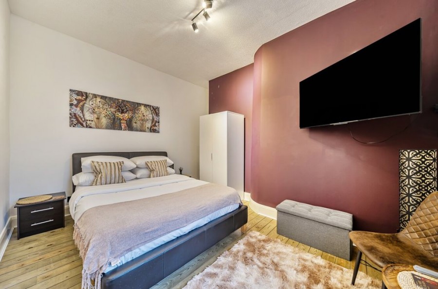 Images for 2 Bedroom Ground Floor Apartment, The Pantiles, Tunbridge Wells