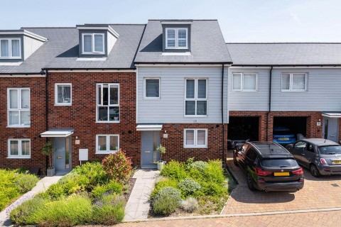 3 Bedroom 2 Bathroom Terraced House, Coppice Close, Tunbridge Wells