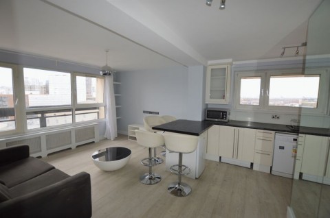 One Bedroom Flat with Open Plan Kitchen Living Room, Canada Estate, SE16 7BE