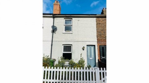 2 Bedroom Terraced House with Courtyard Garden, Cromwell Road, Tunbridge Wells