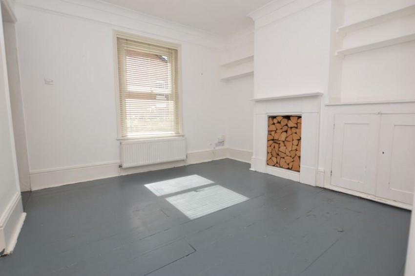 Images for 2 Bedroom Terraced House with Courtyard Garden, Cromwell Road, Tunbridge Wells