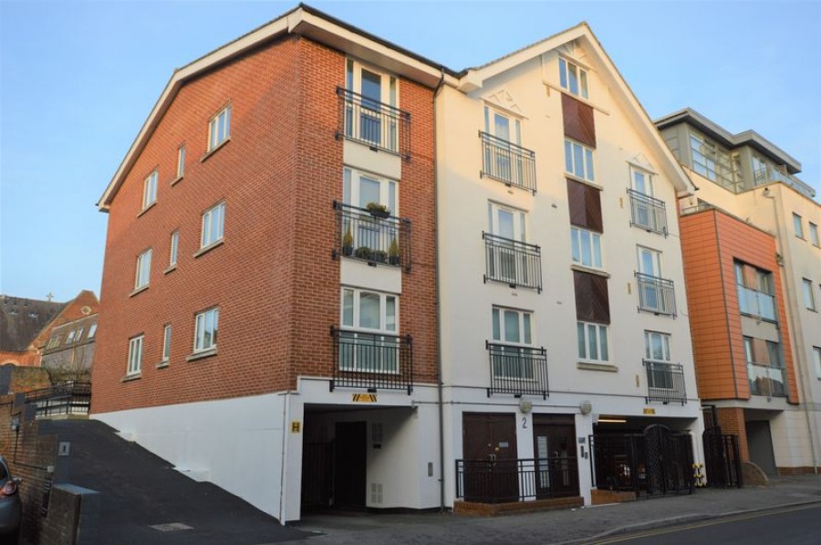 Images for Spacious Modern One Bedroom Flat with Parking, Lyons Crescent, Tonbridge