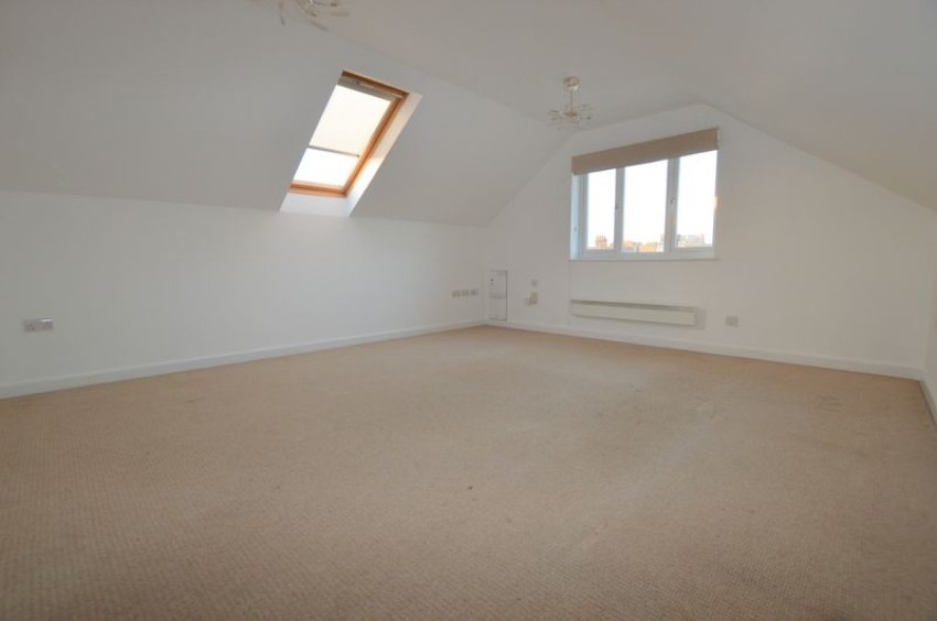 Images for Spacious Modern One Bedroom Flat with Parking, Lyons Crescent, Tonbridge