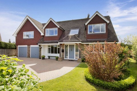 Four Bedroom Three Bathroom Detached House with Double Garage, Wellesley Close, Crowborough